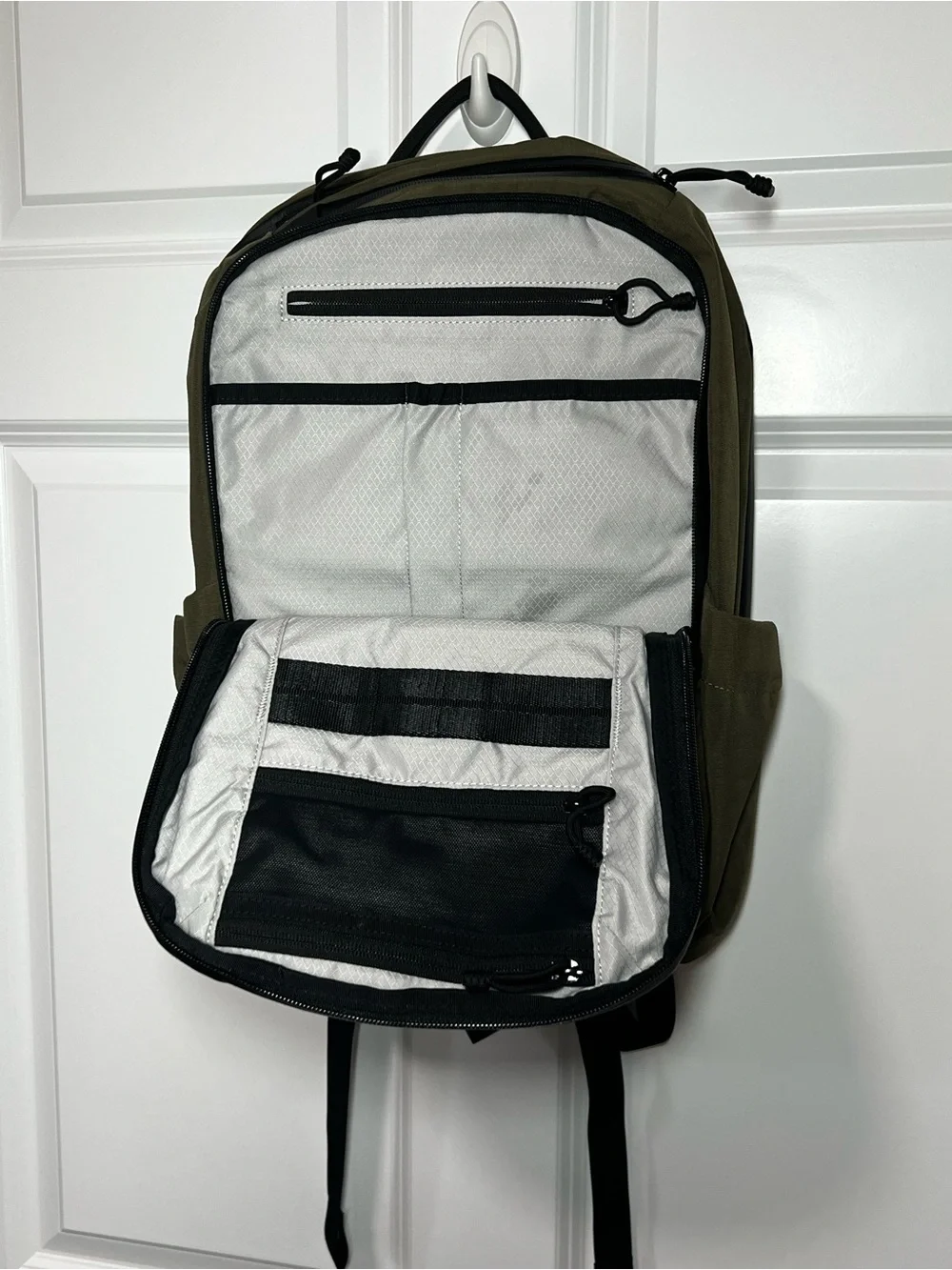 Brand New Alpaka Elements Pro Weatherproof Ultimate Travel Backpack Olive NWT